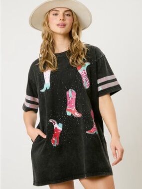 Fantastic Fawn Cowboy Boots Print T-shirt Dress